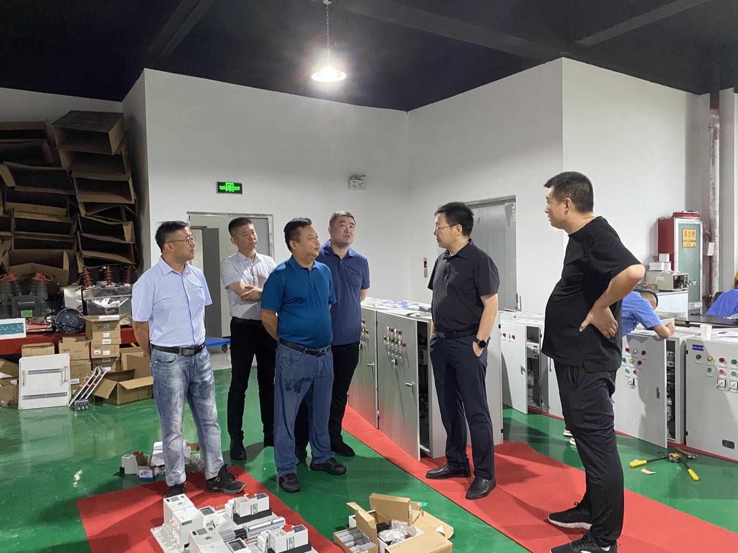 �؝h�³ǹ�ί��(hu�� )�����������Q�k���������������Q�k�������S�ϵ�һ���ˁ�(l��i)�L(ch��ng)�ſƼ��a(ch��n)�I(y��)�@���셢�^(gu��n)